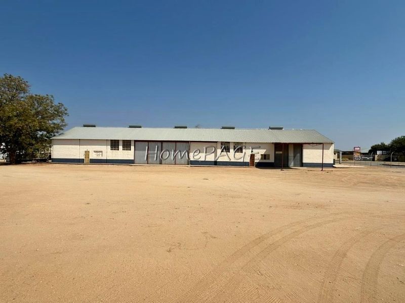 Industrial Property, Otjiwarongo:  Property with 7 warehouses/workshops is for Sale - Photo 4