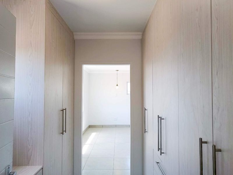 4 Bedroom Modern Coastal Home for Sale – Swakopmund - Photo 9