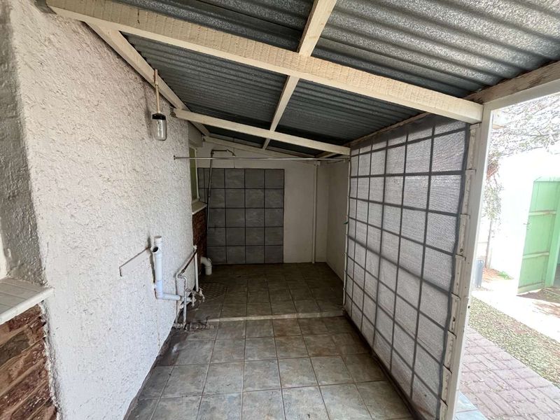 Excellent Investment Opportunity – 2-Bedroom Flat for Sale - Photo 10