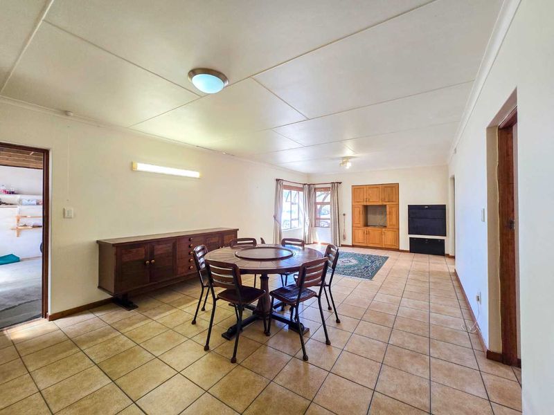 Neat family home for sale in harbour area. - Photo 6