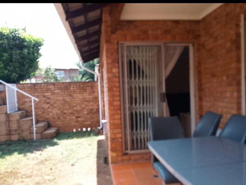 Young family - Photo 3