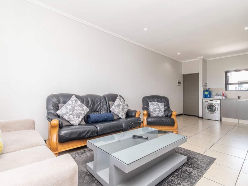 Amazing views and stylish apartment in Barbeque Downs - Photo 10