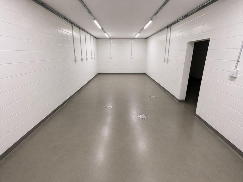 Hendra - Retail Space to Let | Prime Durban North Shopping Centre | 182sqm - Photo 7