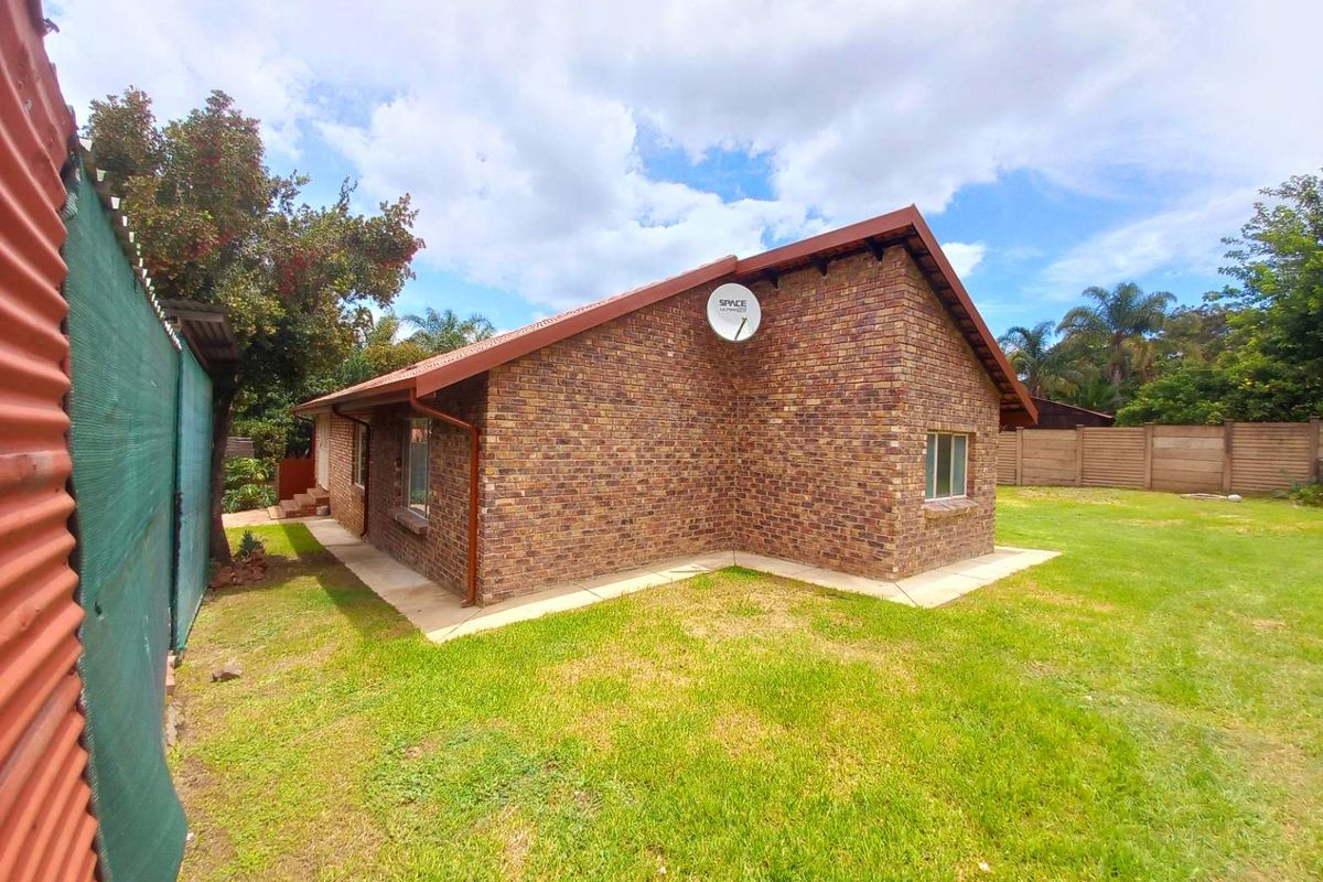 Four bedrooms house for sale in Suiderberg - Photo 5