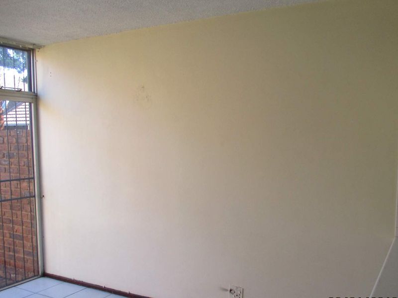 A 1 BEDROOM DUPLEX TO RENT IN PIERRE VAN RYNEVELD - Photo 6