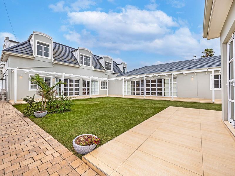 Exceptional Contemporary Luxury in Flamingo Vlei - Photo 5