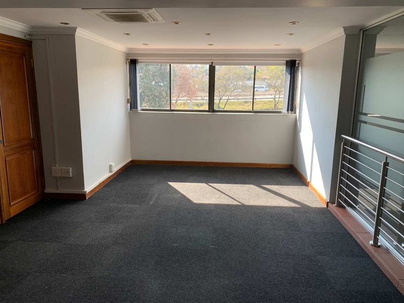 325.9m2 Second Floor Office To Let | Pinewood Office Park, Woodmead - Photo 6