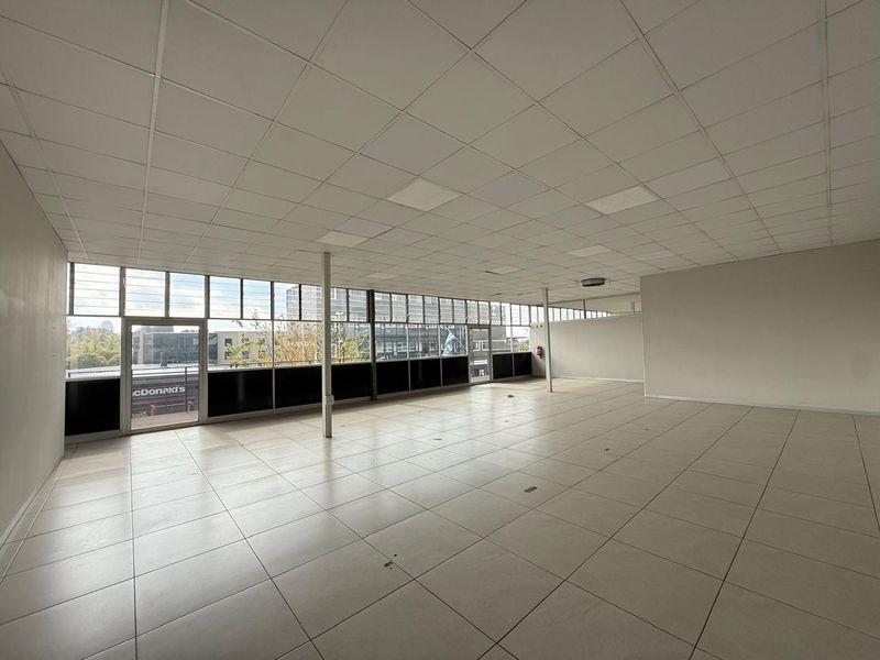 Restaurant/Bakery Space to Let – 1st Floor, 102 Corlett Drive, Illovo - Photo 9