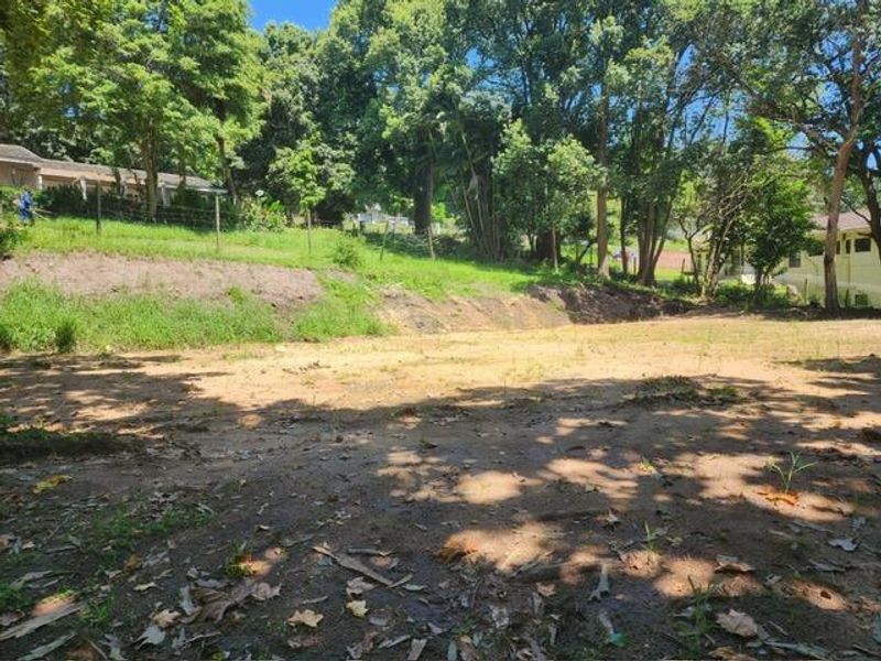 **Prime Vacant Land in Exclusive Kloof Development** - Photo 2