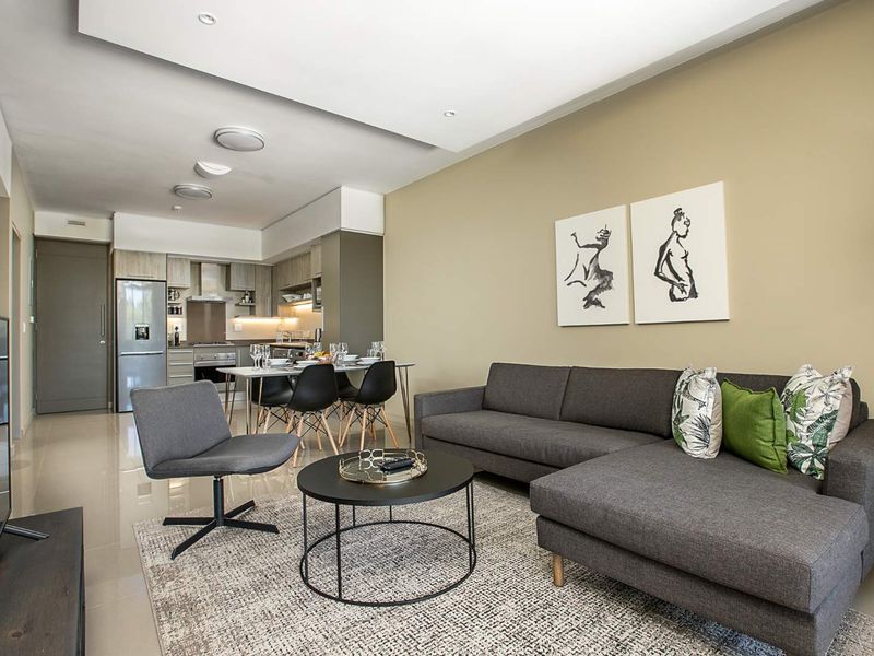 Chic 1 Bed in Rosebank’s Hottest Spot. The Tyrwhitt - Photo 6