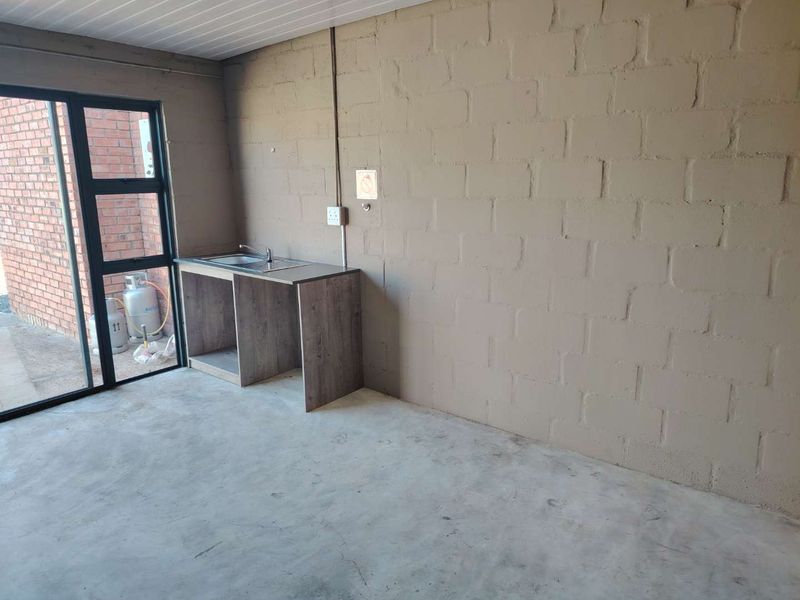 A stylish bachelor’s apartment to rent in Klipheuwel - Photo 3