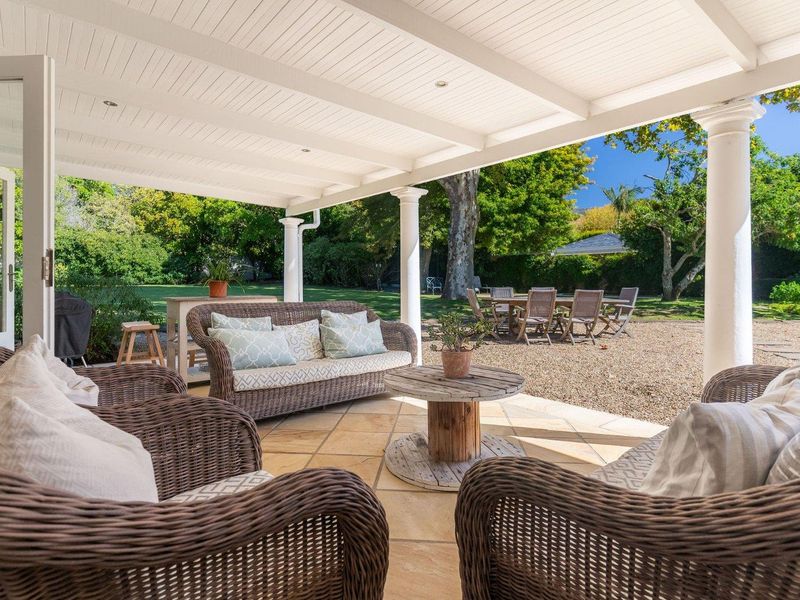 Vista Verde – a warmly inviting family home! - Photo 2