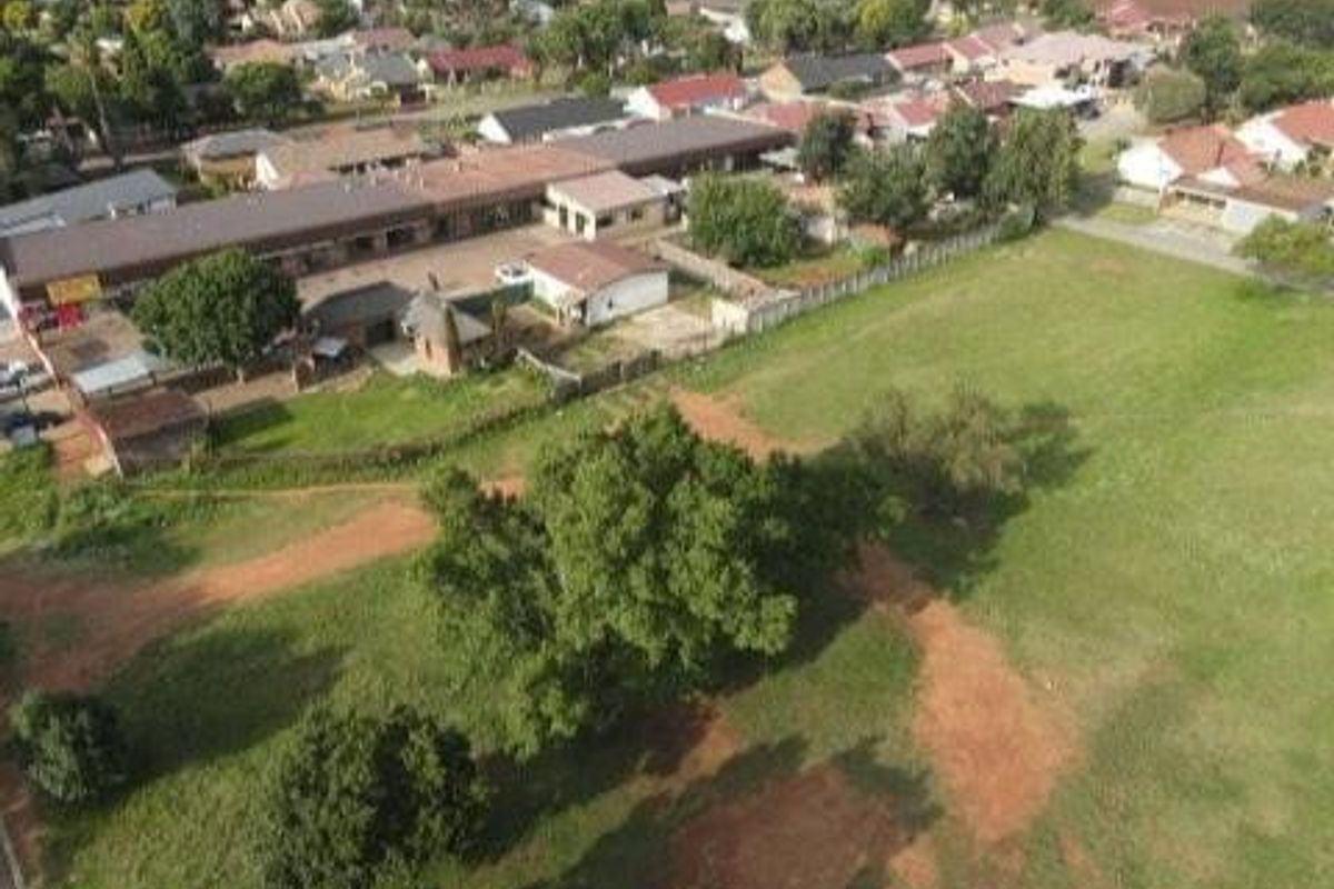A investment Opportunity in Groeneweide Boksburg Endless Possibilities Await - Photo 5