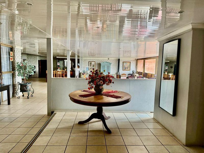 GUEST HOUSE FULLY FURNISHED FOR SALE IN PRETORIA NORTH - Photo 7