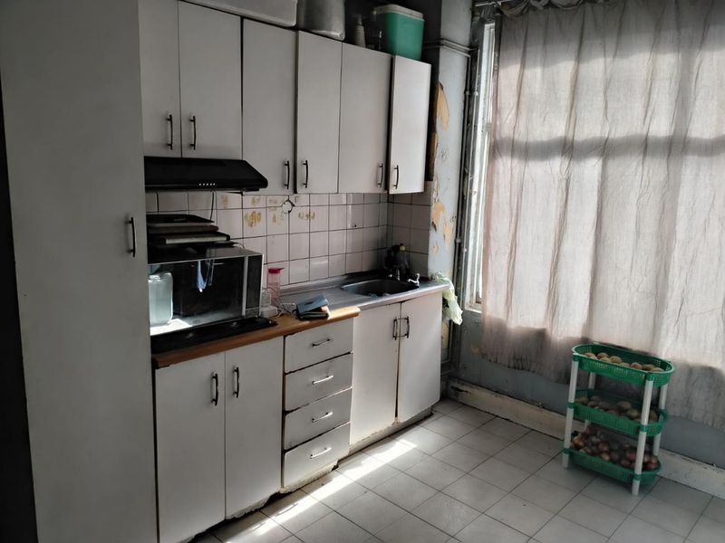 1.5 bedroom with good views - Photo 4