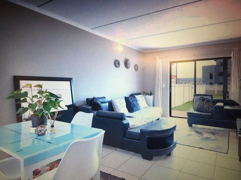 3 Bedroom ground floor unit - Photo 5