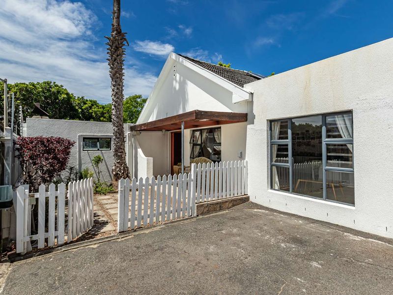 Position Is Everything - Photo 3