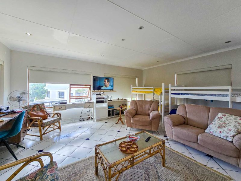 Prime property for sale in Stilbaai-wes. - Photo 6