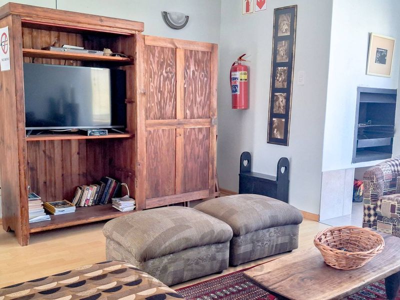 Furnished Apartment For Sale in Vogelstrand, Swakopmund - Photo 4