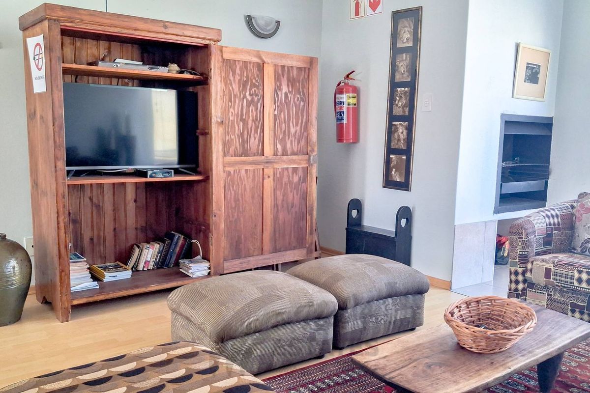 Furnished Apartment For Sale in Vogelstrand, Swakopmund - Photo 4