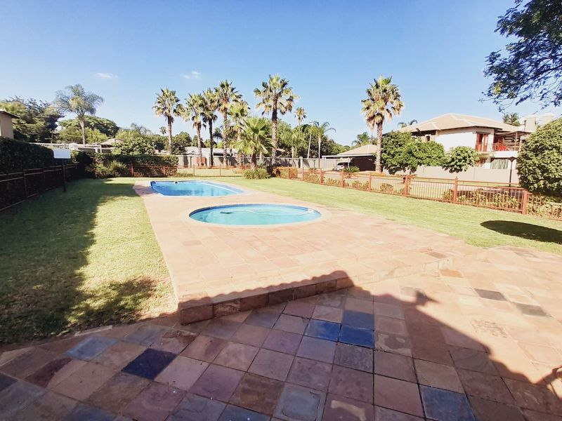 "Your Dream Home Awaits: 2-Bedroom Apartment in Melodie Waters" - Photo 3