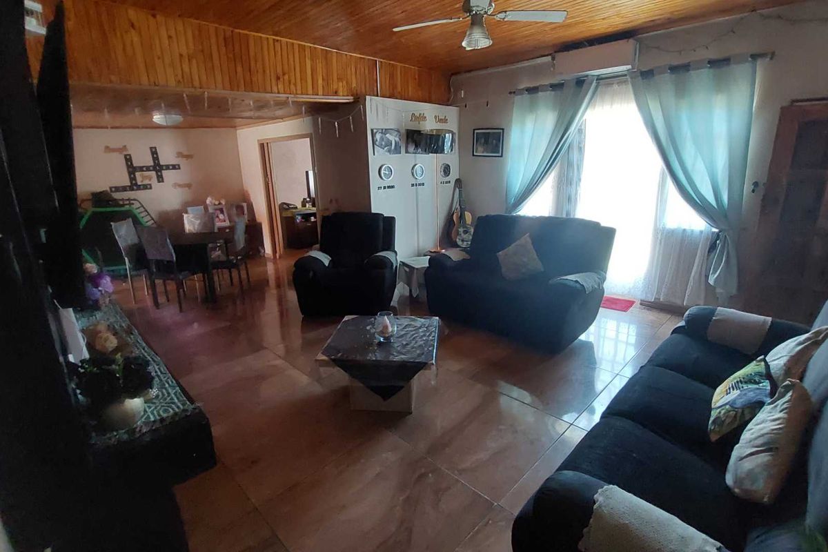 Eco-Friendly Living: Solar Panels and More Await! - Photo 3