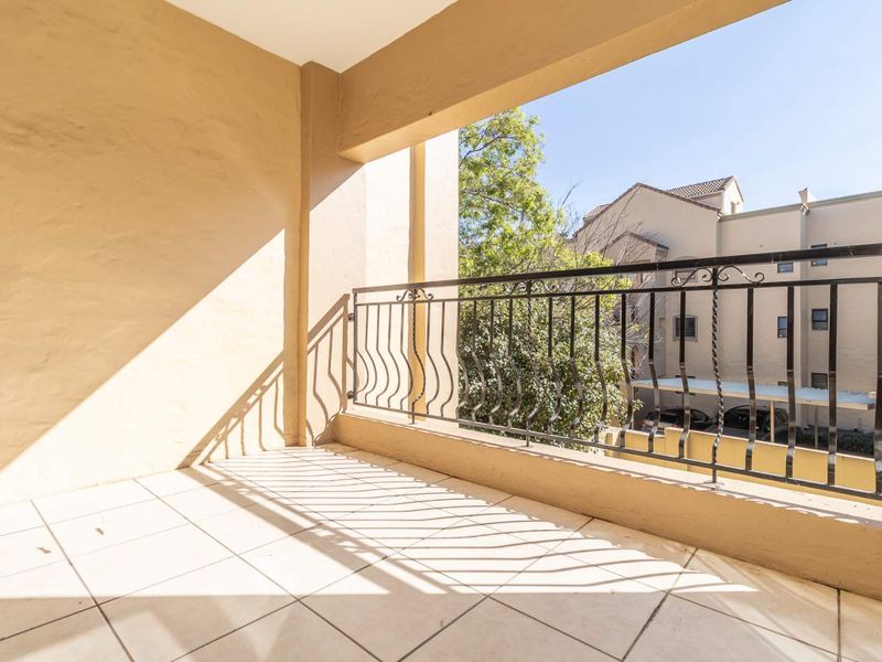 Your New Bright & Secure - 1 Bed Apartment Awaits - Photo 8