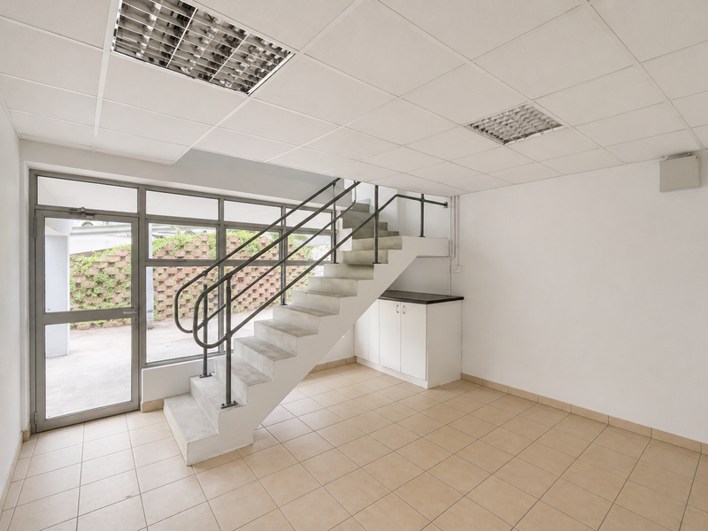 Well-Maintained Industrial Unit with Office Component in Secure Business Park - Photo 2