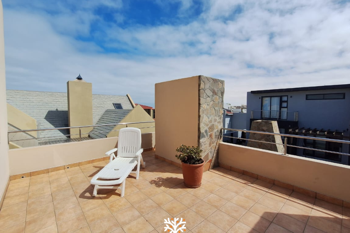 SHORT TERM RENTAL | N$2 200.00 PER NIGHT | LANGSTRAND, NAMIBIA - Photo 3