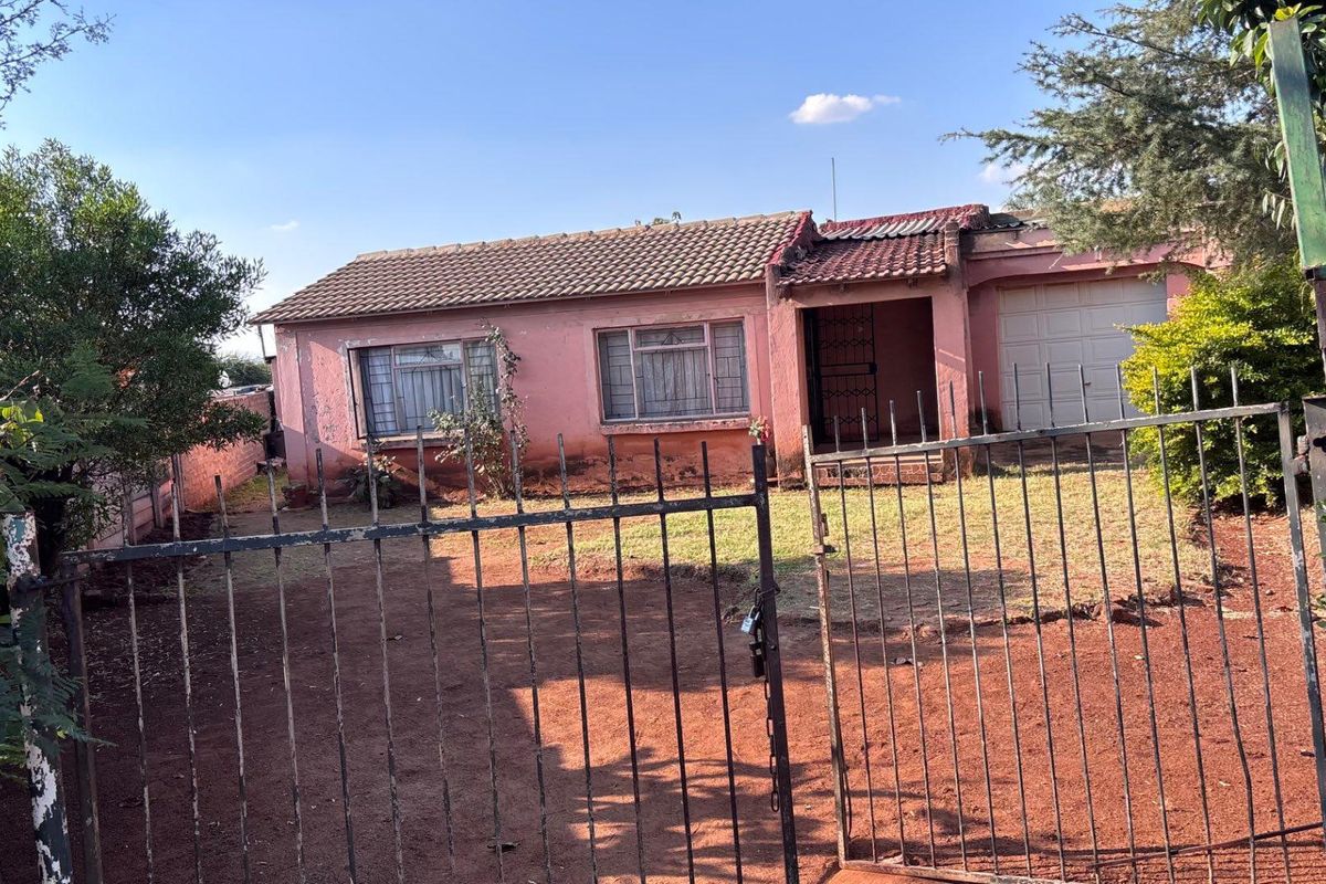 BARGAIN HOME - Photo 3