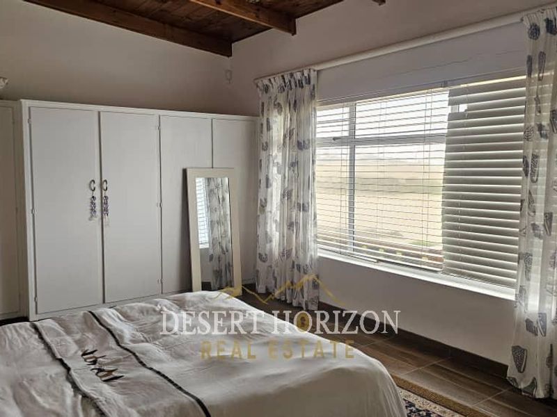 Erongo , Henties Bay | Air BNB Sea Front House For Sale - Photo 6