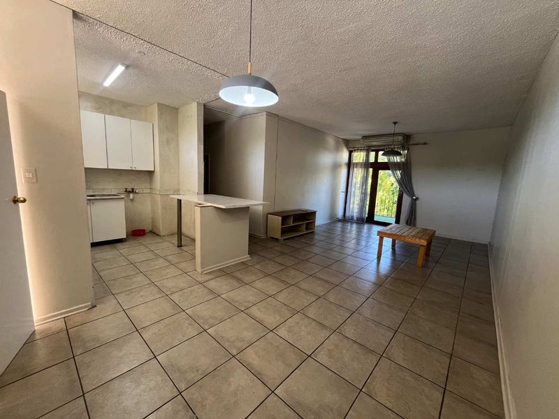 Modern 2-Bedroom Apartment with Scenic River Views – Excellent Investment Opportunity - Photo 2