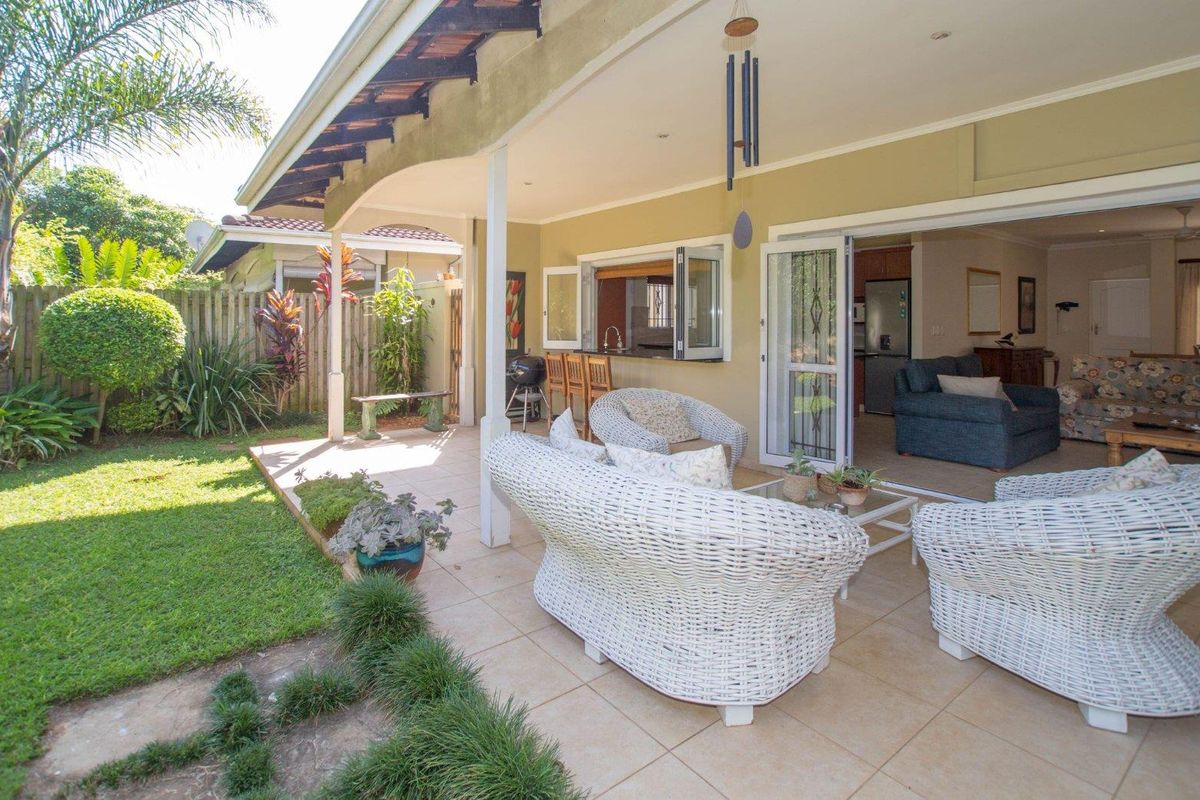 DURBAN NORTH - 2 BEDROOM STEPLESS PET FRIENDLY SIMPLEX - Photo 3