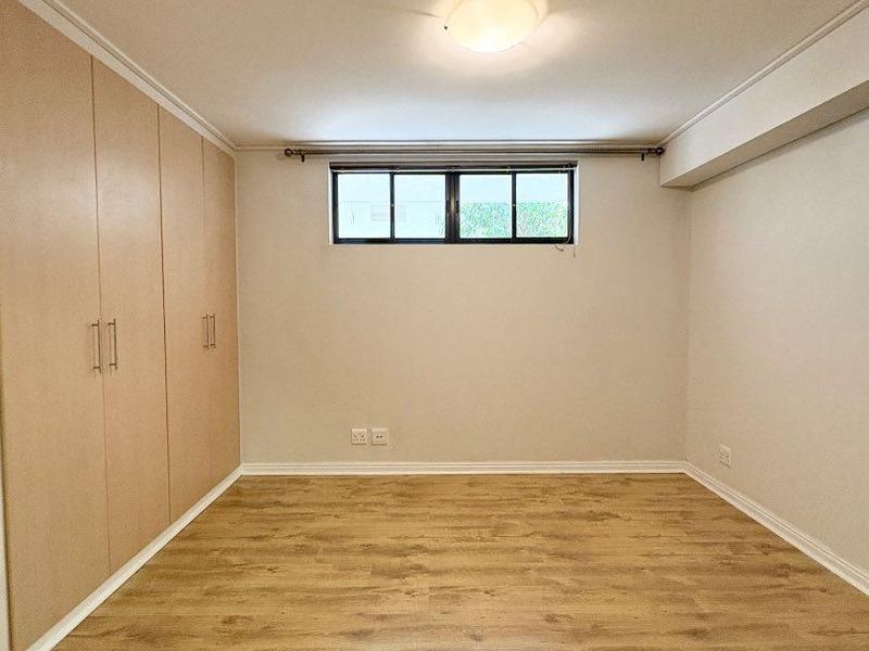 Unfurnished Executive Apartment - Photo 8