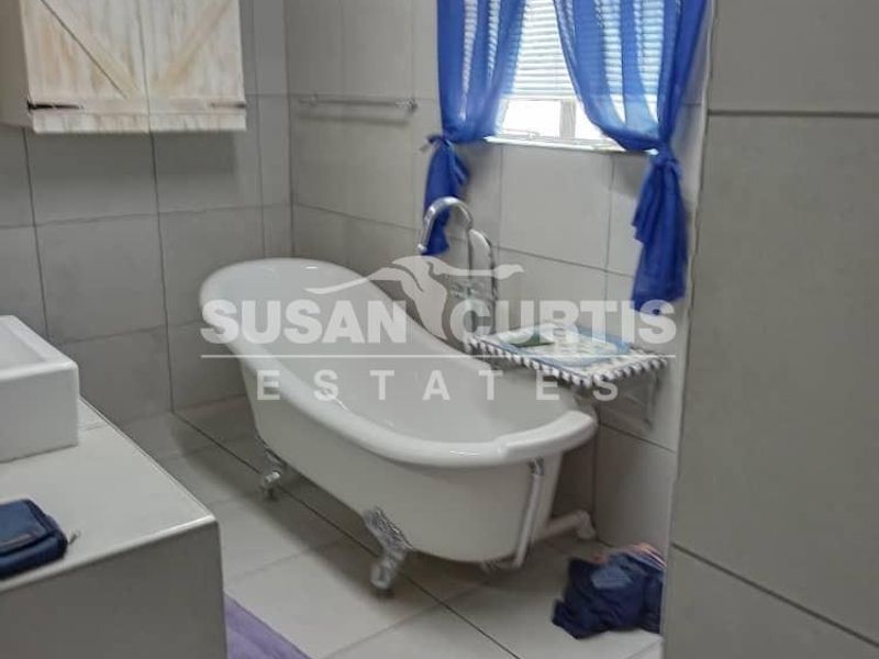 Usakos family home - Photo 4