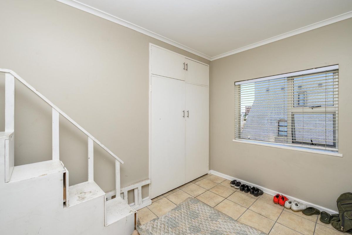 All of this for under 1 Million! Serious Seller! Priced Right to Sell Fast! - Photo 5