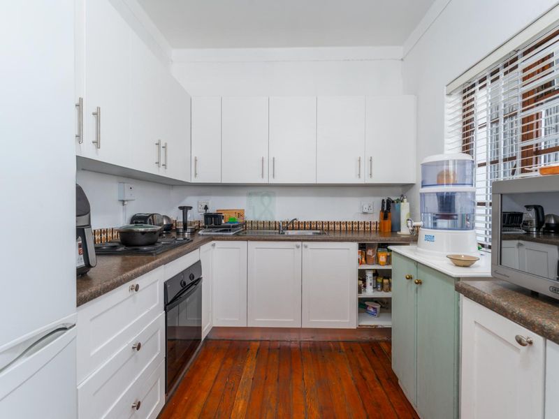 Stunning sea and mountain view apartment For Sale - Photo 6