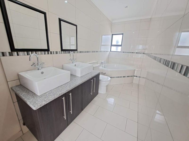 Ultra-modern townhouse in Kleine Kuppe - Photo 4