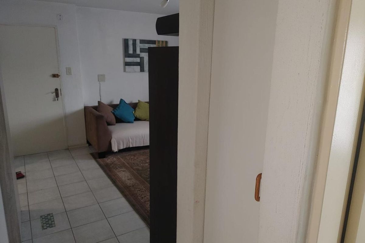Spacious 2-Bedroom Apartment for Rent in Verwoerdpark - Photo 5