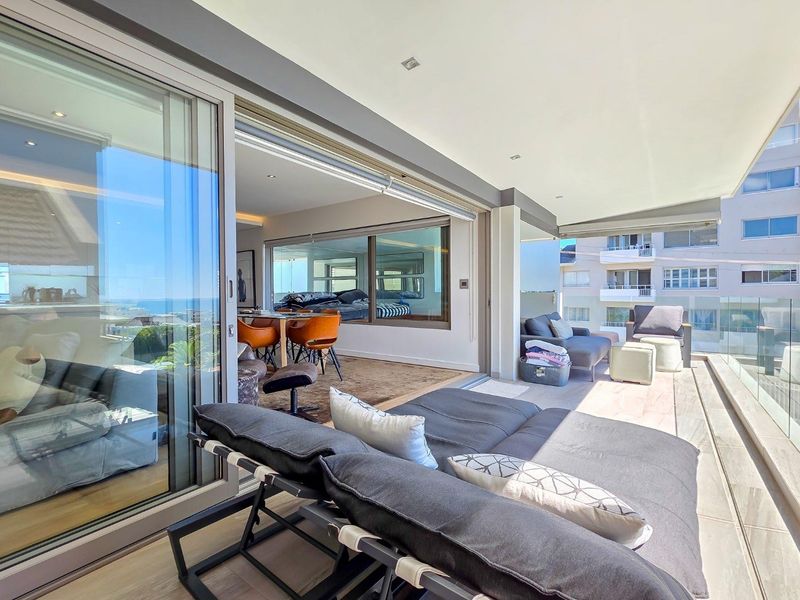 Spacious Bantry Bay Apartment with Sea Views - Photo 9