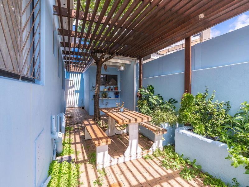 Lock up and live the Woodstock lifestyle - Photo 2