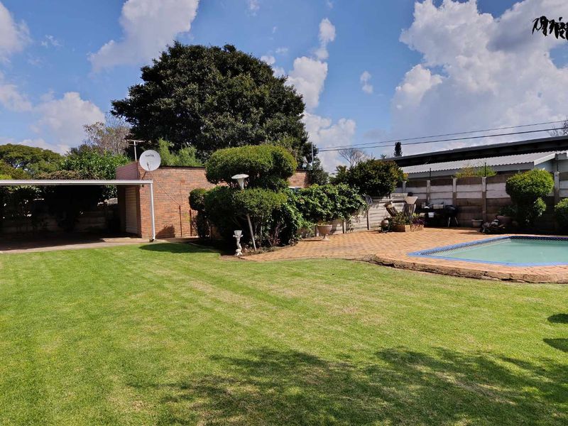 Immaculate Family Home for Sale- Northmead - Photo 5