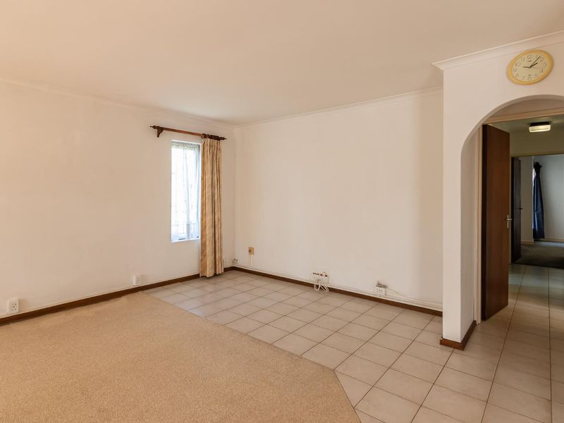 Secure Lock-Up-and-Go in Sought-After Lakeside - Photo 10