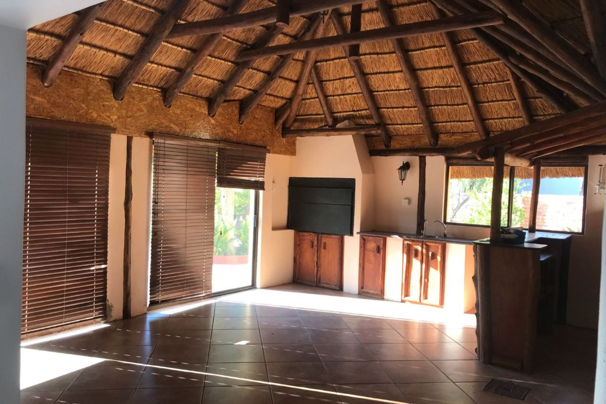 Stunning family home in immaculate condition! - Photo 4