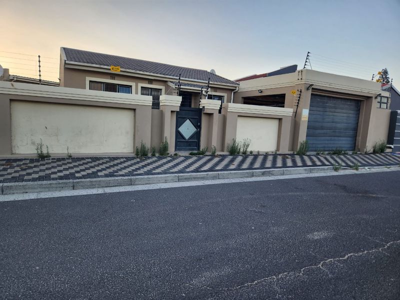 Exciting Investment Opportunity in Mandalay, Cape Town - Photo 2