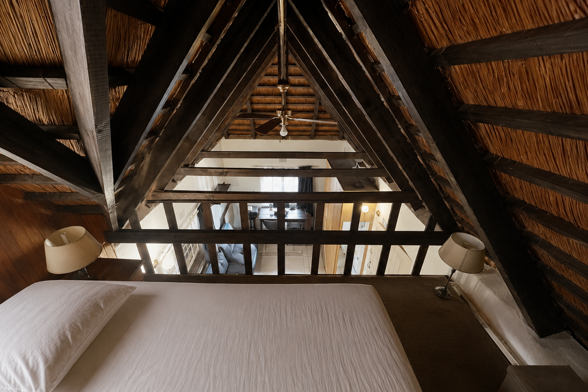 Furnished Rental One Loft bedroom PRIME Location - Photo 2