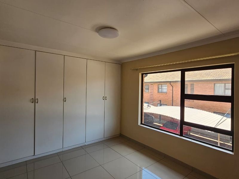 Apartment For Sale in Florentia, Alberton - Photo 7
