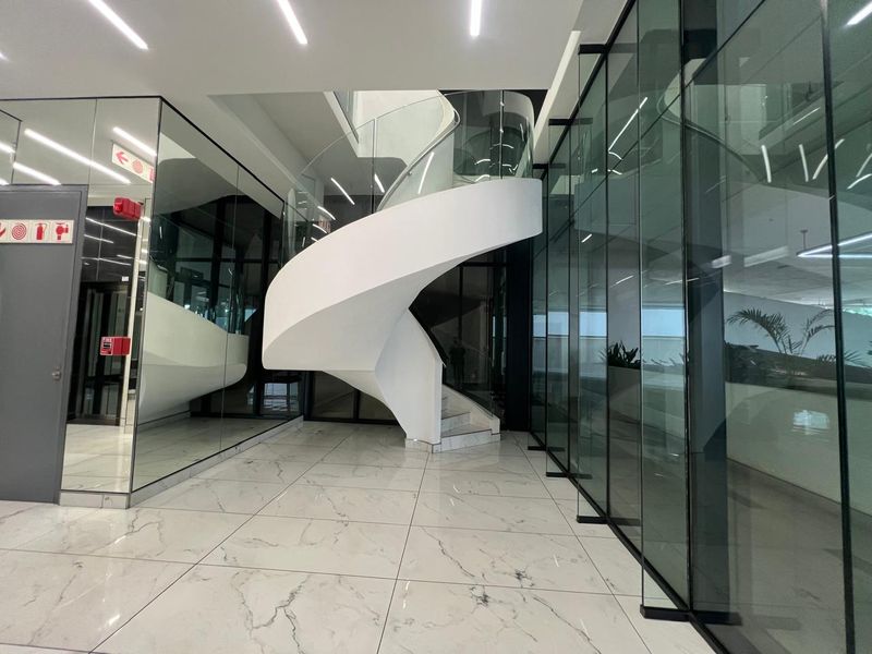 Stunning Office Space in Prime Location with Exceptional Amenities - Photo 4