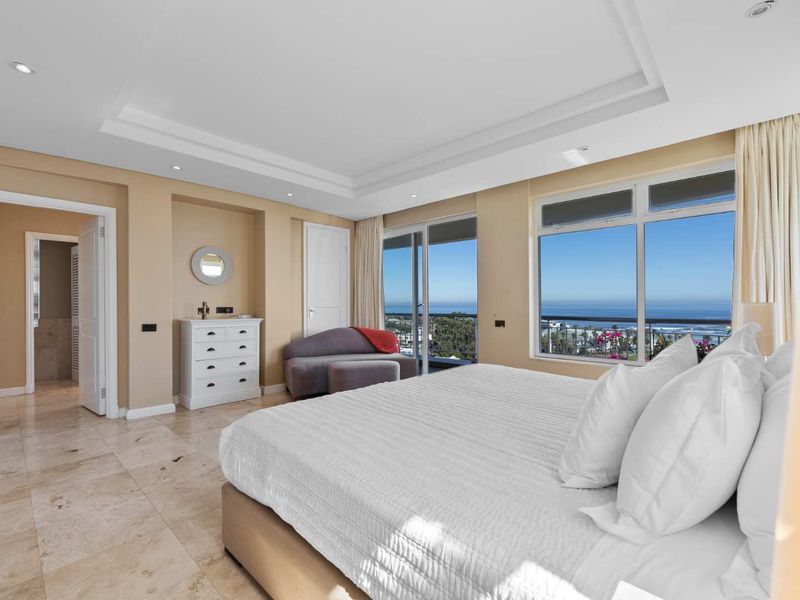 Uninterrupted Panoramic Sea Views - Photo 10