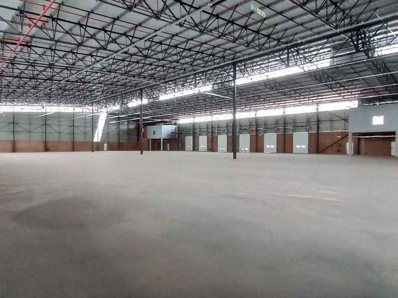 **1,910m2 A-Grade Warehouse To Let | Dakota Precinct, Rand Airport Industrial Park** - Photo 9